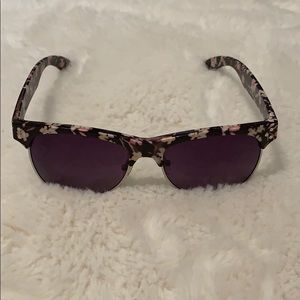 Sunglasses Floral American Eagle